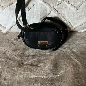 Elegant Black Women's Bag